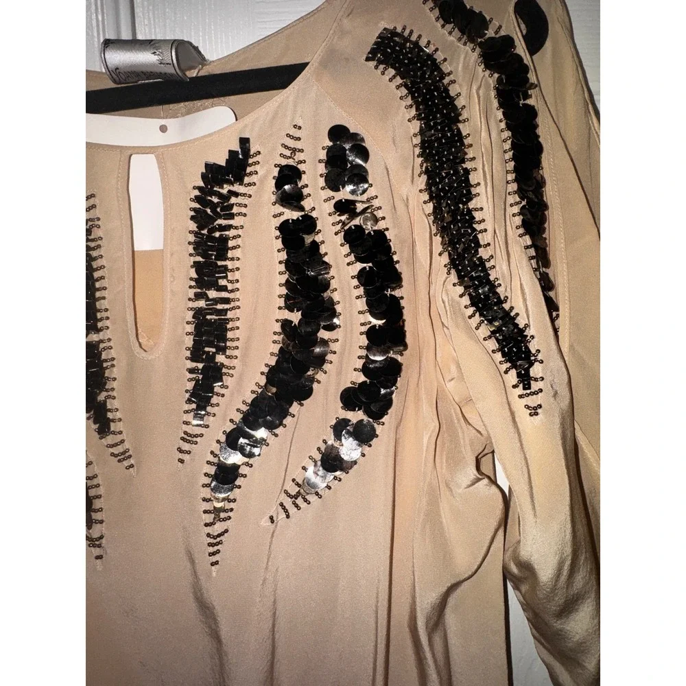 Yoana Baraschi Beige Silk Sequin Beaded Peplum Blouse‎ Keyhole Top Size M